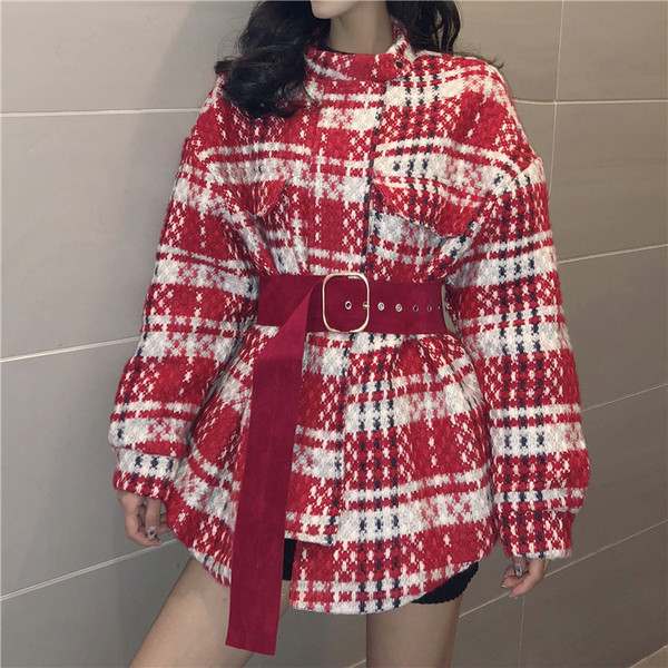 Стилно дамско карирано палто с колан в червен,черен и жълт цвят