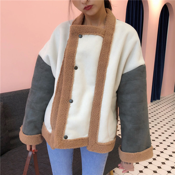 Geacă de iarnă de damă cu căptușeală din puf și nasturi