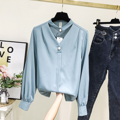 Camasa de dama model nou cu decolteu spitz - model lat in alb si albastru