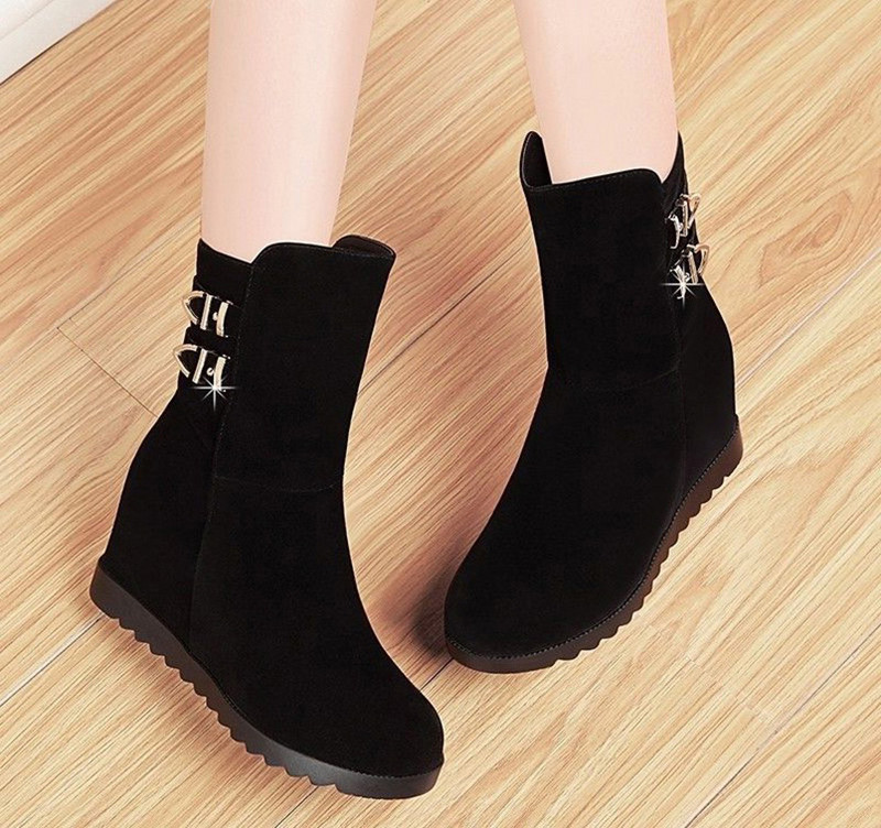 Cizme casual dama cu platforma si element metalic de culoare neagra