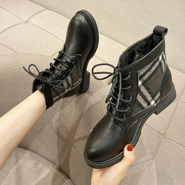 Cizme de dama din piele cu toc gros in doua culori