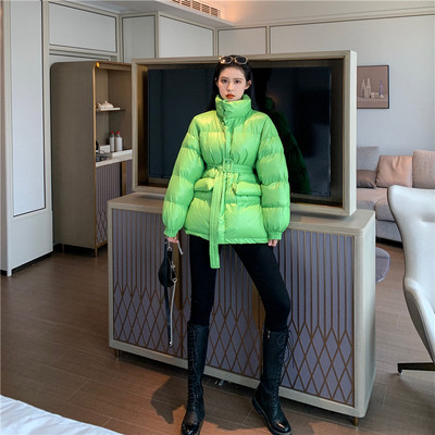 Geaca de iarna casual de dama cu guler inalt si curea in verde, negru si visiniu