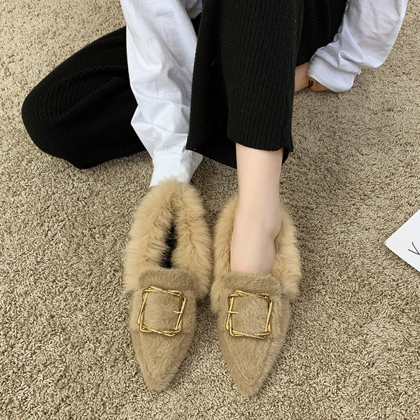 Pantofi casual dama de iarna model ascutit in negru si bej