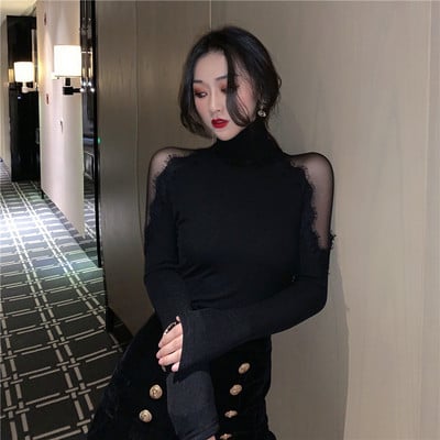 Bluză de damă elegantă în negru și guler polo