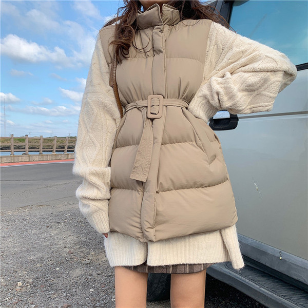 Hosszú téli mellény fehér és barna színben, övvel