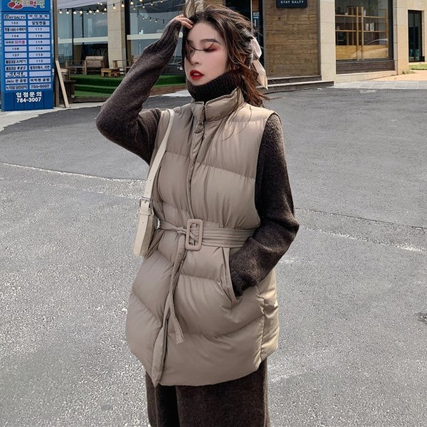 Hosszú téli mellény fehér és barna színben, övvel