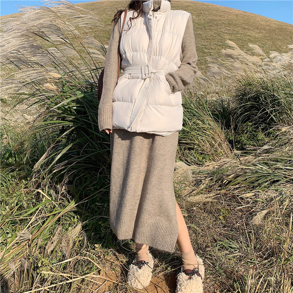 Hosszú téli mellény fehér és barna színben, övvel