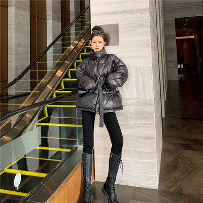 Geacă groasă de iarnă de damă cu centură și buzunare în culorile maro, verde și negru