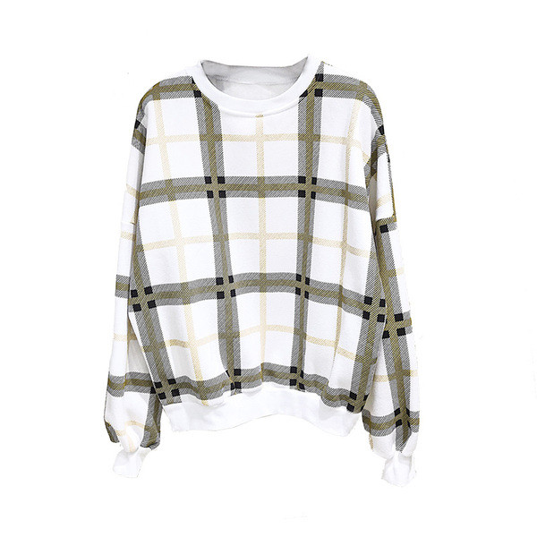 Bluza de dama in carouri model nou cu decolteu O in alb si negru