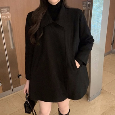 Modern női hosszú, széles kabát barna és fekete színekben