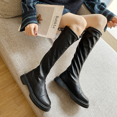 Ghete de dama moderne din piele potrivite pentru iarna in negru