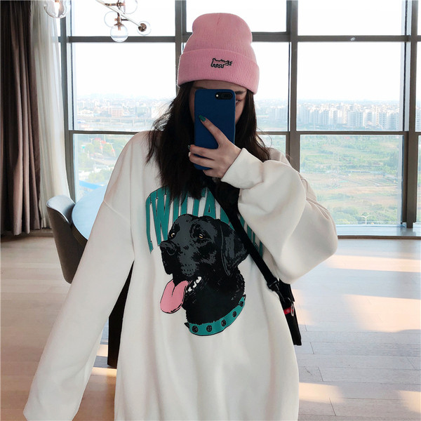 Bluză de damă sport-casual cu aplicație în gri, alb și negru