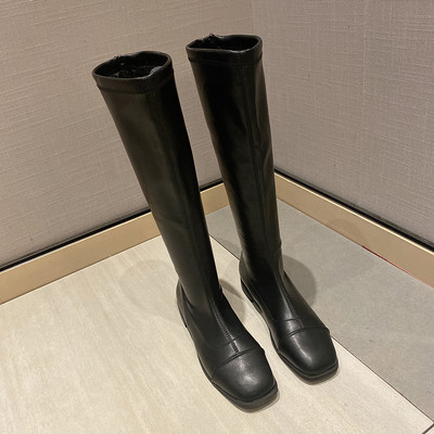 Ghete de dama din piele potrivite pentru iarna in mai multe culori