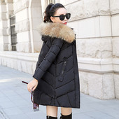 Jachetă lungă de damă modernă cu glugă și puf în negru, gri și roz