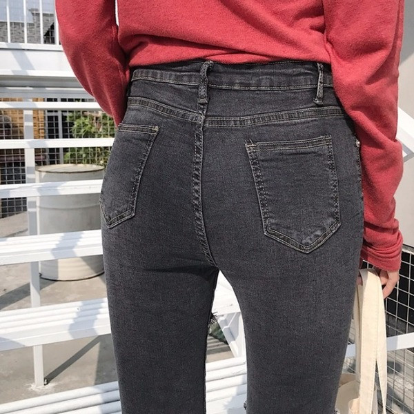 Blugi lungi de dama moderni in negru si albastru cu motiv rupt si talie inalta