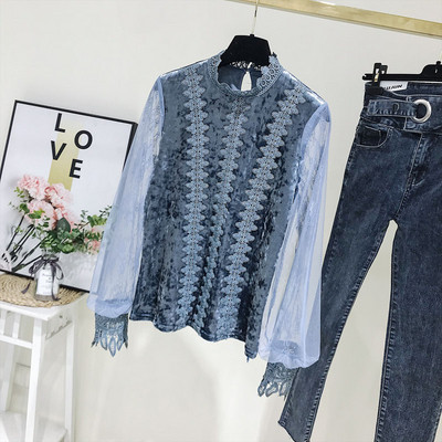 Bluza de dama model nou cu maneci din tul in albastru si alb