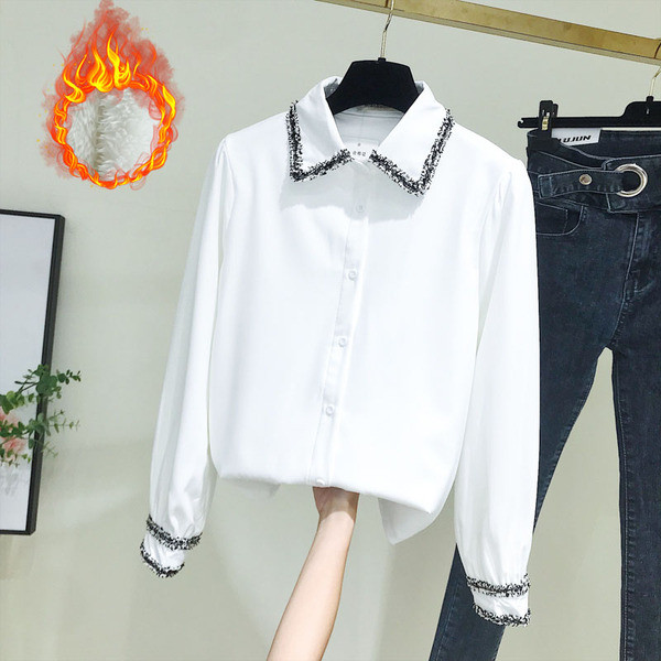 Cămașă modernă de damă cu guler și nasturi clasici în alb