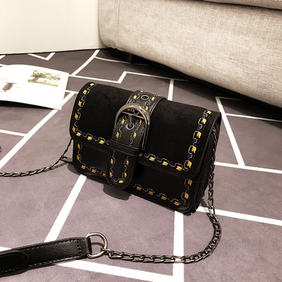 Geanta de dama moderna cu catarama si lant in mai multe culori