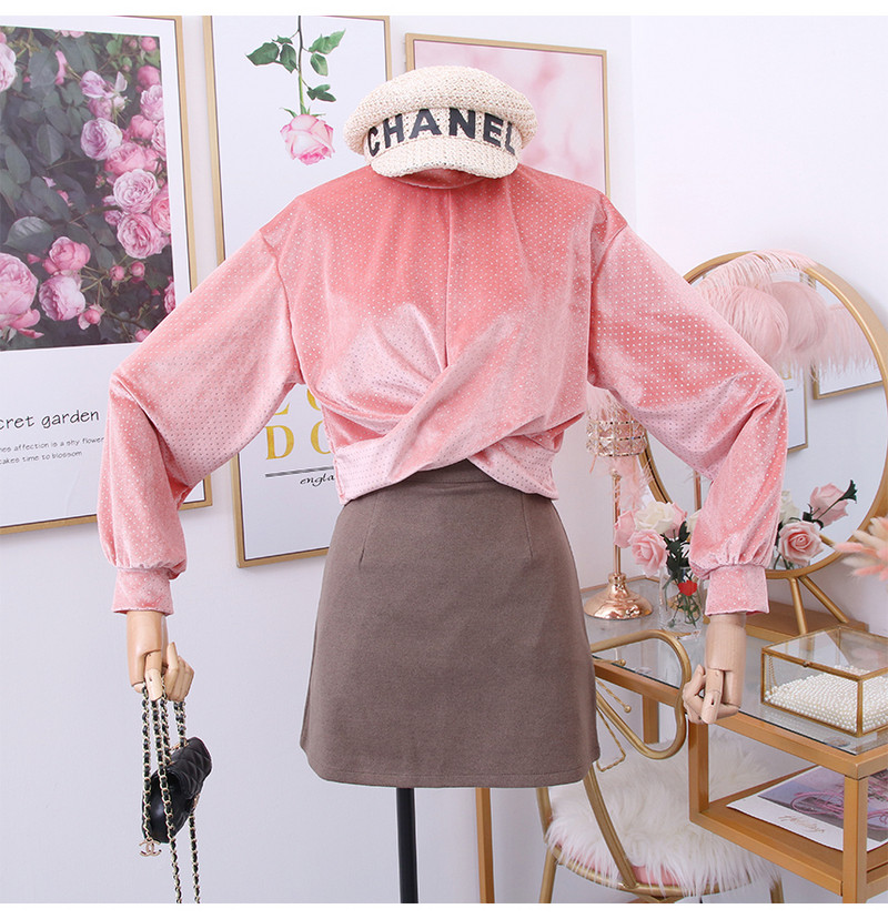 Bluză de damă modernă cu decolteu O și efect strălucitor - mai multe culori