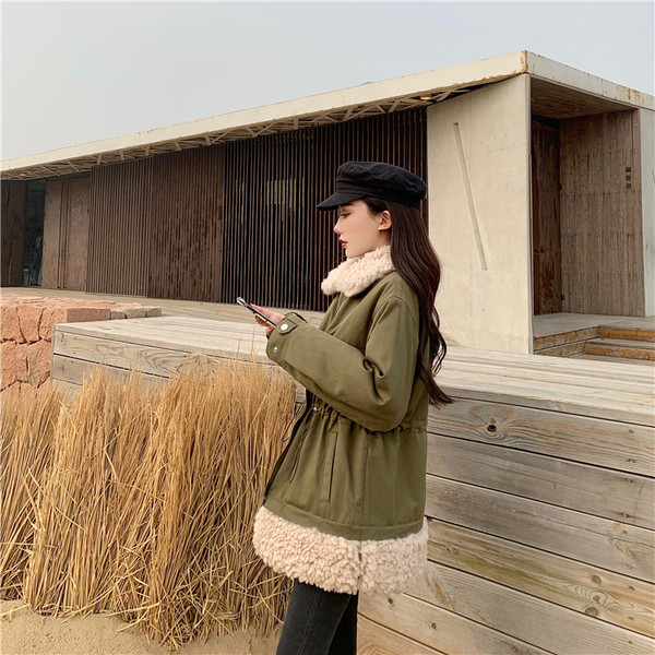 Jachetă modernă de damă cu nasturi și căptușeală moale în verde, galben și gri