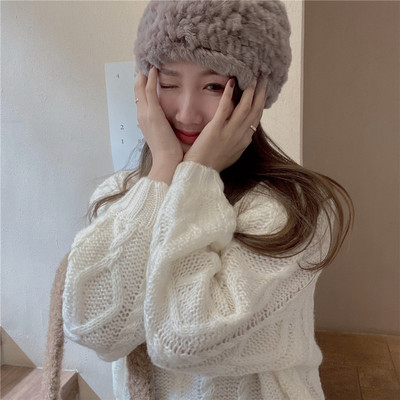 Γυναικείο πουλόβερ με λαιμόκοψη στο ροζ, μπεζ και λευκό χρώμα