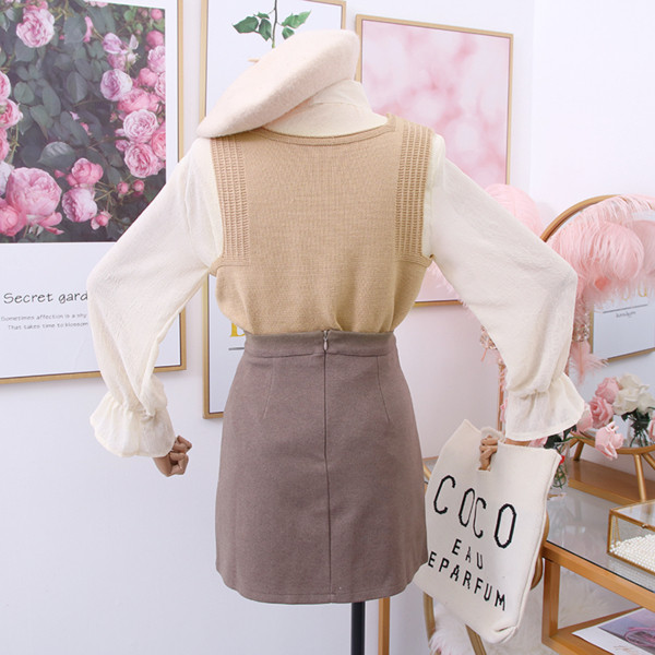 Set de dama model nou format camasa + vesta in negru, gri si bej