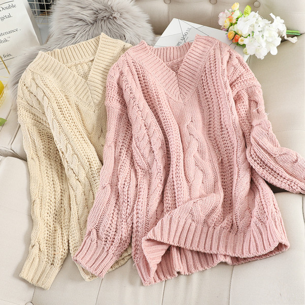 Női kötött pulóver spitz nyakkivágással, több színben