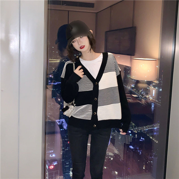 Női alkalmi csíkos mellény gombokkal