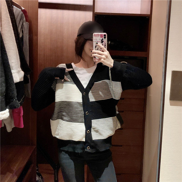 Női alkalmi csíkos mellény gombokkal