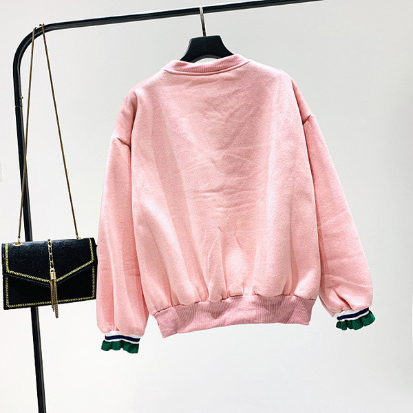 Bluză de damă modernă cu imprimeu în roz, albastru și negru