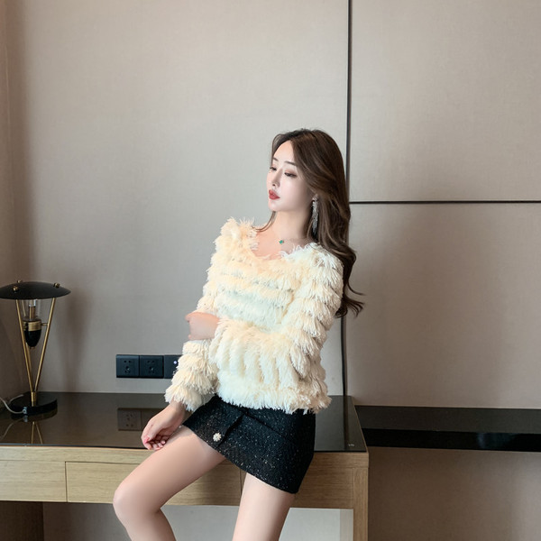 Női blúz rojtokkal szürke, zöld és fehér színben