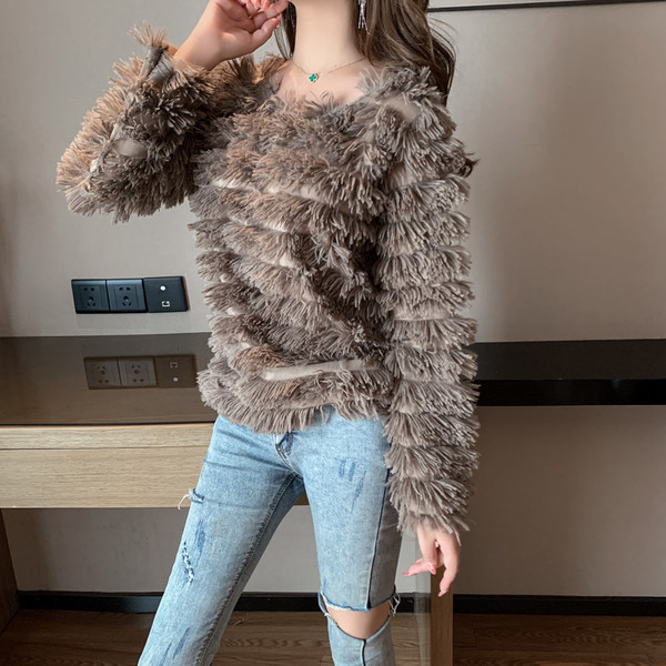 Női blúz rojtokkal szürke, zöld és fehér színben