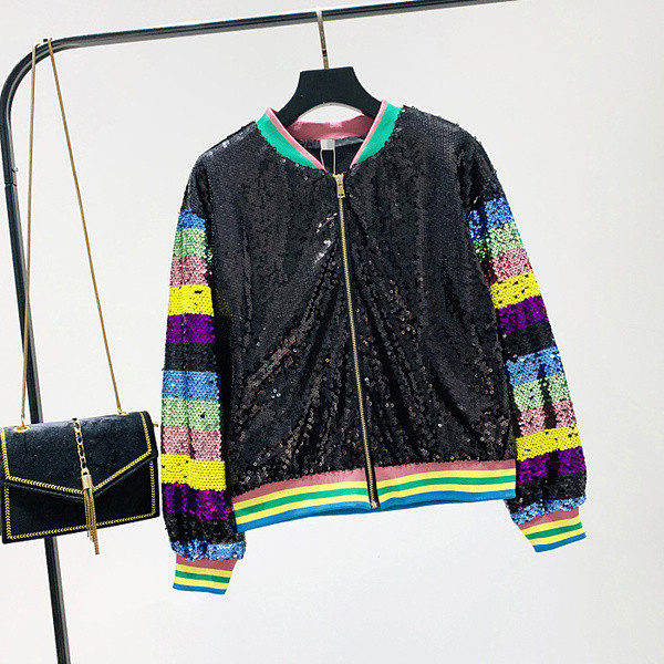 Új modellű női pulóver flitterekkel, három színben