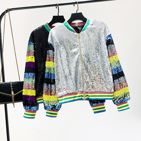 Új modellű női pulóver flitterekkel, három színben