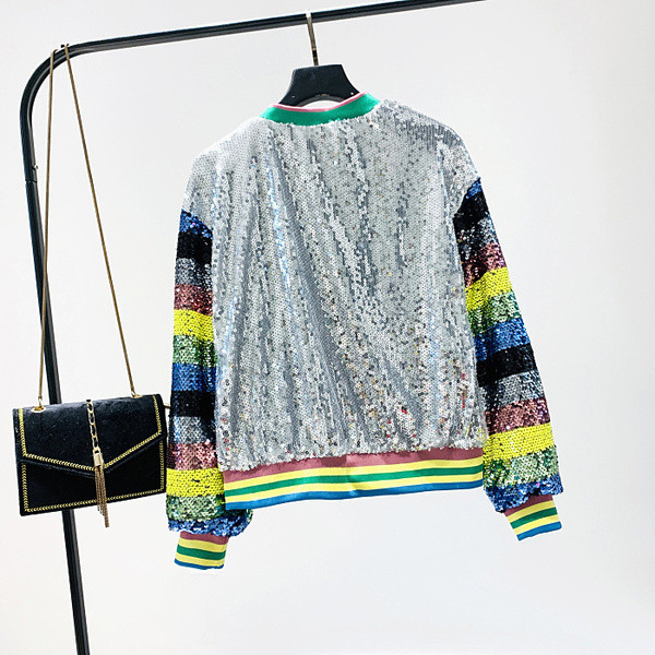 Új modellű női pulóver flitterekkel, három színben