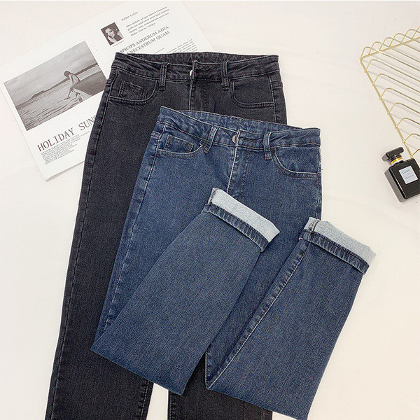 Női farmer magas derékkal, kék és fekete színben