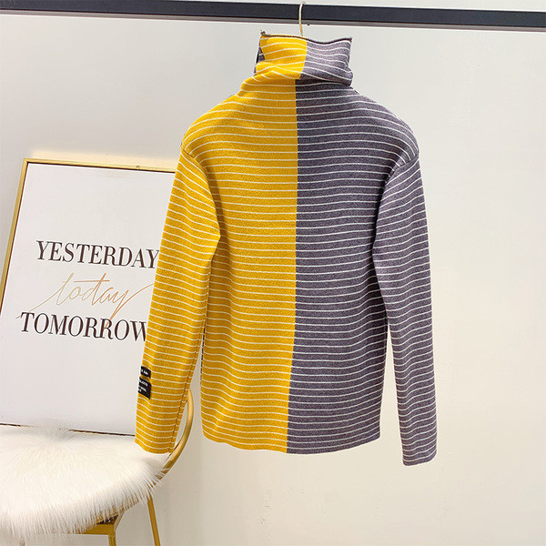 Pulover de dama in dungi cu guler inalt in trei culori