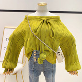 Γυναικείο πουλόβερ με στρογγυλη λαιμόκοψη σε τέσσερα χρώματα