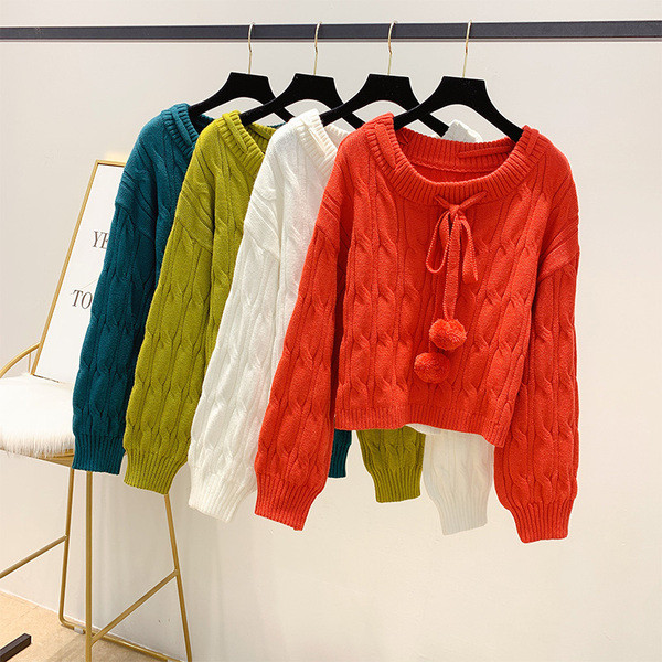 Γυναικείο πουλόβερ με στρογγυλη λαιμόκοψη σε τέσσερα χρώματα