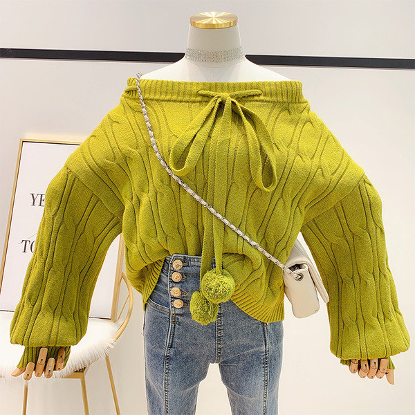 Γυναικείο πουλόβερ με στρογγυλη λαιμόκοψη σε τέσσερα χρώματα