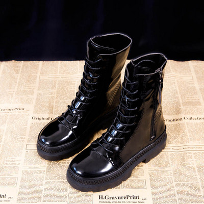 Cizme de dama cu sireturi si talpa aspra de culoare neagra - doua modele