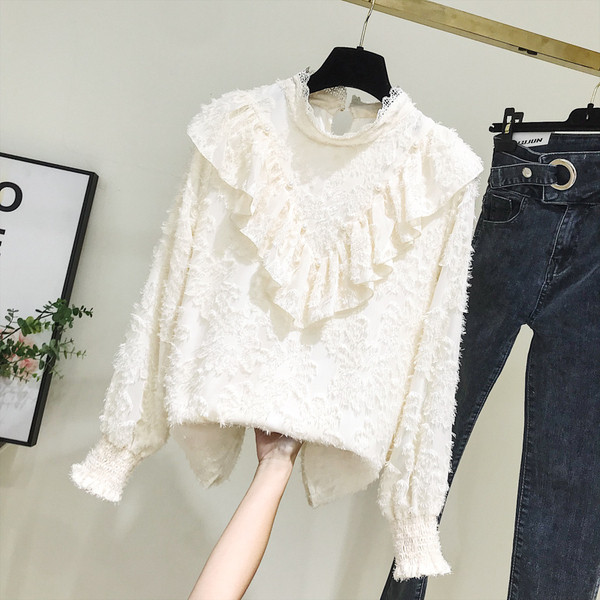 Νέο μοντέλο γυναικεία μπλούζα με κολάρο και μακρύ μανίκι