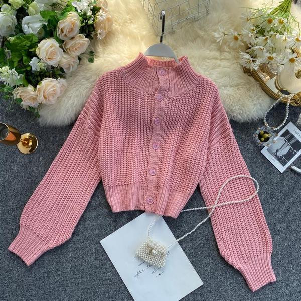 Női modern rövid kardigán gombokkal és magas gallérral több színben