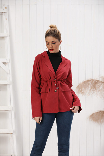 Geaca de dama de toamna cu cravate si nasturi in rosu