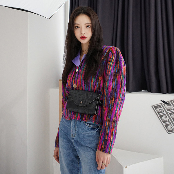 Palton de dama colorat cu nasturi - model scurt