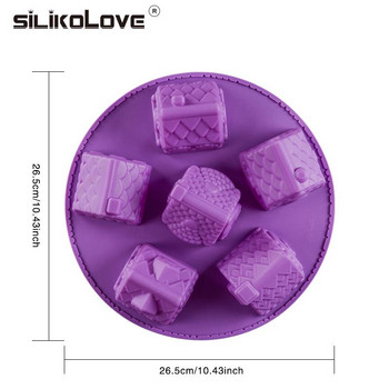 Силиконова форма за печене в лилав цвят
