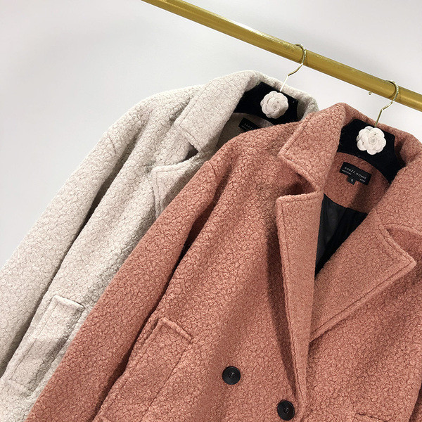 Palton lung de puf de damă cu nasturi și buzunare în două culori