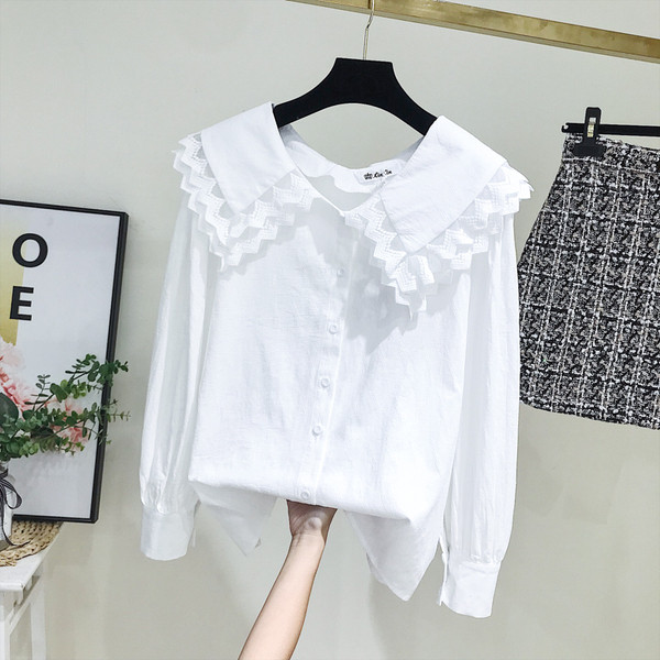 Camasa de dama model nou cu decolteu rotund si nasturi in roz si alb