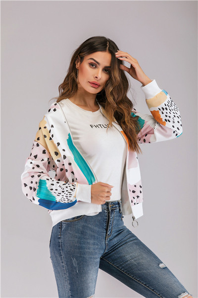 Geaca de toamna moderna de dama cu fermoar de culoare alba