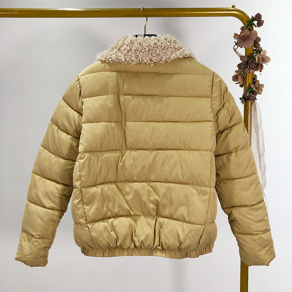 Rövid téli kabát gombokkal és gallérral, pehelyes - három színben